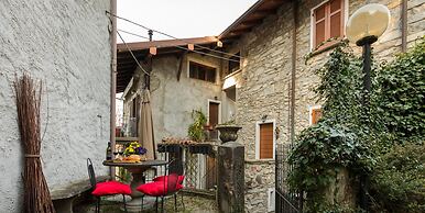 Loppia Bay by Wonderful Italy