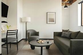 Sonder by Marriott Bonvoy Market Hall Apartments West Loop