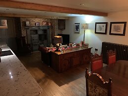 Luxury Boutique Country Cottage With Hot Tub