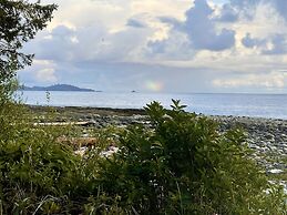 So Damn Lucky Glamping