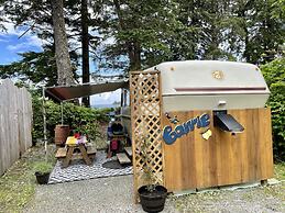 So Damn Lucky Glamping