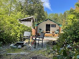 So Damn Lucky Glamping