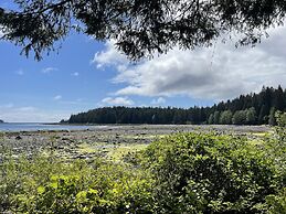 So Damn Lucky Glamping