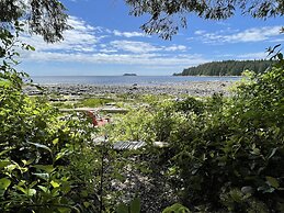 So Damn Lucky Glamping