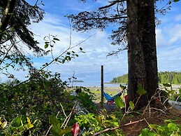 So Damn Lucky Glamping