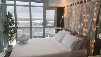 Gorgeous Lakeview Boutique Suites