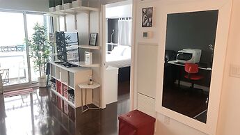 Gorgeous Lakeview Boutique Suites