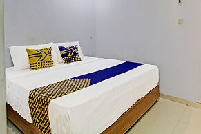 SPOT ON 91398 Homestay Tentrem 1