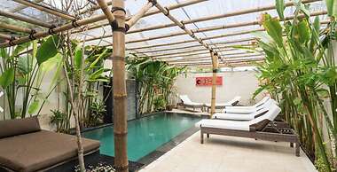 Scallywags Joglo Villa