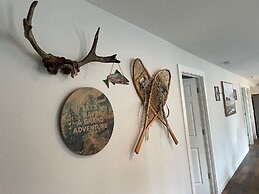 ALASKA LAKE and LODGE AT LONGMERE