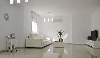 Ein Bokek Rose in Eilat