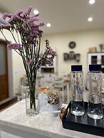 Domo Achenza Guesthouse