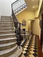 Domo Achenza Guesthouse