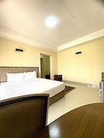 Golden Alpine Hotel and Resort