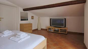 Italianway - Piazza Nuova 3