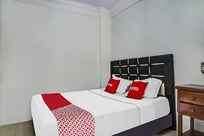 OYO 91164 Roemah Gebang