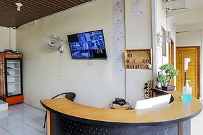 OYO 91164 Roemah Gebang