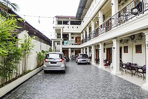 OYO 91164 Roemah Gebang