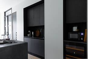 Spacious 2BR apartment on Bulevardi