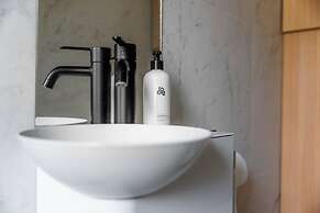 Spacious 2BR apartment on Bulevardi