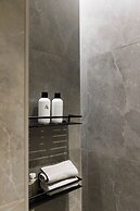 Spacious 2BR apartment on Bulevardi