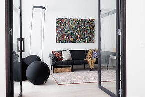 Spacious 2BR apartment on Bulevardi