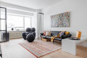 Spacious 2BR apartment on Bulevardi