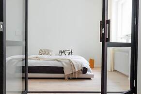 Spacious 2BR apartment on Bulevardi