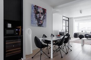 Spacious 2BR apartment on Bulevardi