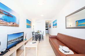 Islet Seafront Family Apartment