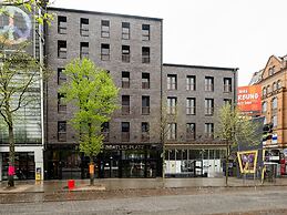 Hotel am Beatles-Platz