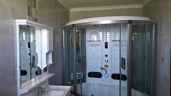 Lynson Africa Resort