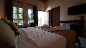 Reji Boutique Hotel