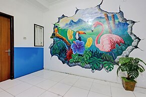 Super OYO 90426 Near Mall Ciputra 2