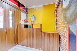 Super OYO 90426 Near Mall Ciputra 2