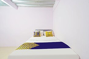 SPOT ON 91557 Biring Residence