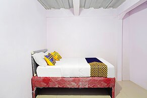 SPOT ON 91557 Biring Residence