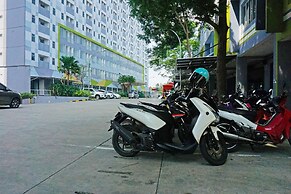 OYO 91593 San San Rooms Apartment Gunung Putri Square