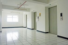 OYO 91593 San San Rooms Apartment Gunung Putri Square