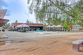 OYO 91643 Homestay Daniel 76NearTaman Hijau Karimun