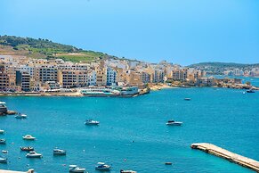 Islet Promenade Studio with Seaview