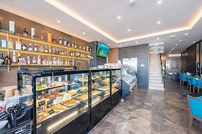 Islet Promenade Studio with Seaview