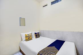 OYO 91774 Kost Nusantara Sidoarjo Syariah