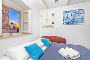 Rafael rooms and apartments by DuHomes