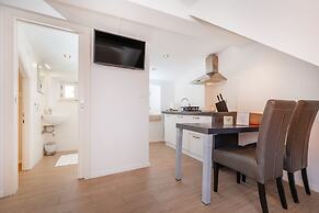 Rafael rooms and apartments by DuHomes