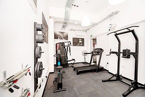 Islet Seafront Penthouse with Hot tub