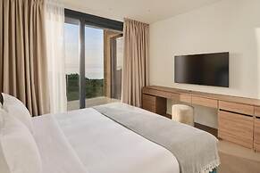 Petram Resort & Residences