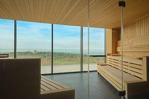 Petram Resort & Residences