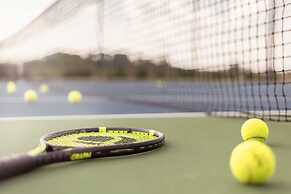 Petram Resort & Residences