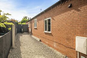 Cozy Lodge Sleeps 4 in Barton-upon-humber